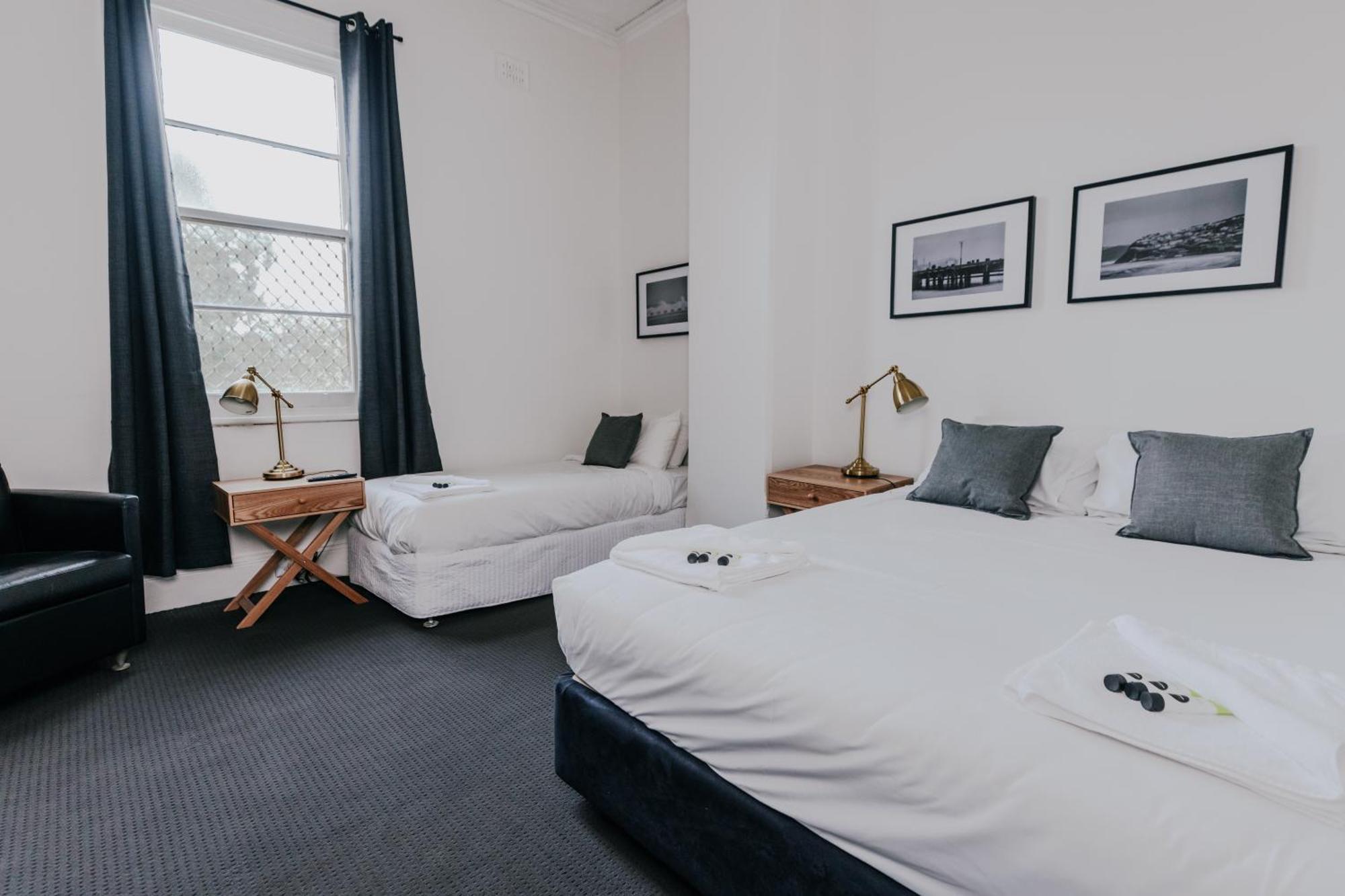 Holmesville Hotel Kamer foto